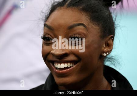 Parigi, Francia. 1 agosto 2024. Parigi, Francia. 1° agosto 2024. USA Simone Biles durante la finale a tutto tondo femminile. Alla Bercy Arena durante il sesto giorno dei Giochi Olimpici di Parigi 2024, Parigi, Francia. Crediti: Adam Stoltman/Alamy Live News Foto Stock