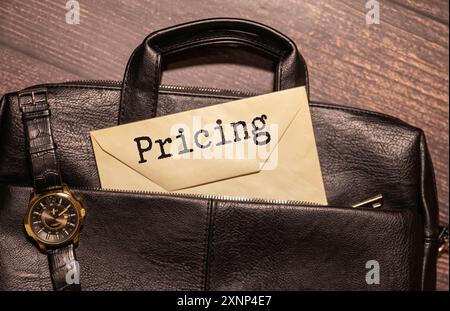 Prezzo Word scritto in Cubo di legno. Foto Stock