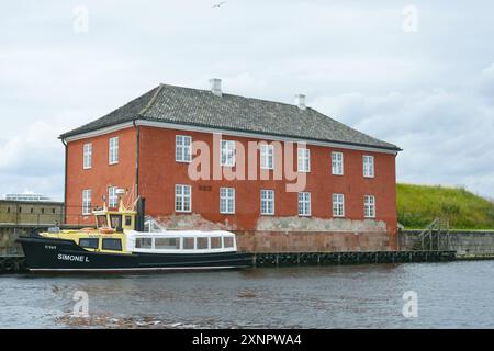 Il forte marittimo di Trekroner si trova all'ingresso del porto di Copenaghen, Danimarca, Scandinavia Foto Stock