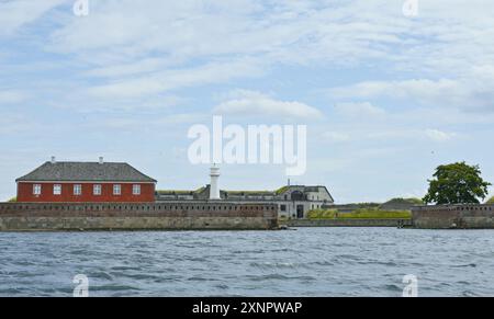 Il forte marittimo di Trekroner si trova all'ingresso del porto di Copenaghen, Danimarca, Scandinavia Foto Stock