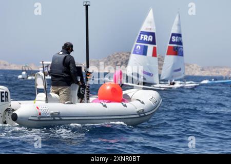 Marsiglia, Francia. 1 agosto 2024. Jean-Baptiste Bernaz (fra) gareggia nell'ILCA 7 maschile di vela durante i Giochi Olimpici di Parigi 2024, al rade de Marseille, a Marsiglia, in Francia, il 1 agosto 2024. Foto di Patrick Aventurier/ABACAPRESS. COM credito: Abaca Press/Alamy Live News Foto Stock