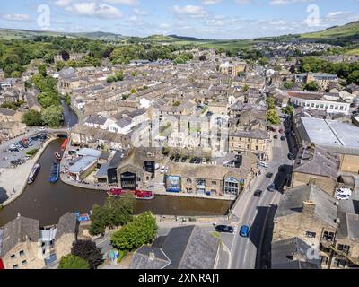 Centro di Skipton e Leeds Liverpool Canal, North Yorkshire, Yorkshire, Inghilterra Foto Stock