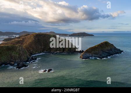 Veduta aerea delle isole Land legate situate nella cittadina di Suao, nella contea di Yilan, Taiwan Foto Stock