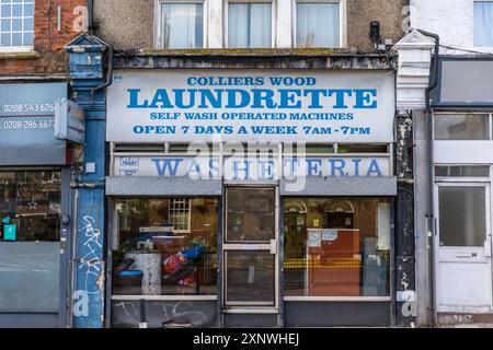 Laundrette, Colliers Wood, Londra sud Foto Stock