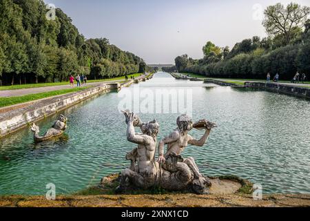 Giardini della Reggia di Caserta, patrimonio dell'umanità dell'UNESCO, Campania, Italia, Europa Foto Stock