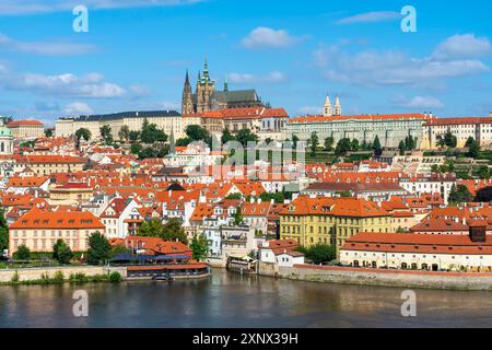 Castello di Praga, sito patrimonio dell'umanità dell'UNESCO, Praga, Boemia, Repubblica Ceca (Cechia), Europa Foto Stock