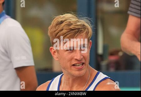 2 agosto 2024: Steven Van De Velde (Nederlands) gareggia durante la fase preliminare - partita del Pool B tra Norvegia e Paesi Bassi il giorno 7 dei Giochi Olimpici allo stadio Eiffel Tour di Parigi, Francia. Ulrik Pedersen/CSM. Foto Stock