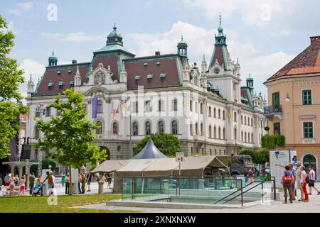 Palazzo dell'Università di Lubiana, sede del Rectorato, Lubiana, Slovenia, Europa Copyright: JohnxHarden 722-241 solo per uso editoriale Foto Stock