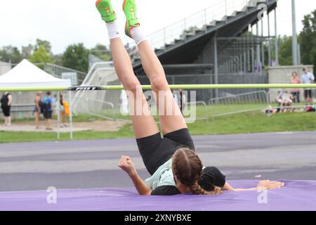 Londra, Canada. 2 agosto 2024. La Western University ospita eventi di atletica leggera alle partite estive dell'Ontario 2024. Frances Vollett vince l'evento High Jump saltando 1,61 m. Crediti: Luke Durda/Alamy Live News Foto Stock