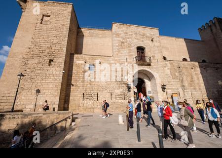 Palazzo dell'Almudaina, percorso delle Germanie a Palma, guidato da Gaspar Valero i Marti, Maiorca, Isole Baleari, Spagna Foto Stock