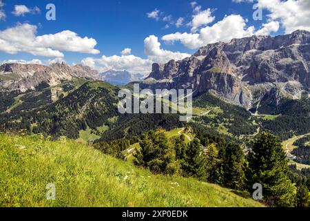 Vista sulle Dolomiti vicino Selva, Alto Adige, Italia Foto Stock