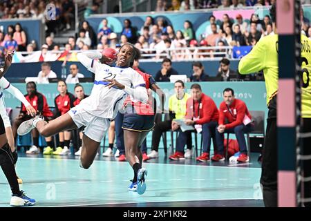 Parigi, Francia. 2 agosto 2024. Handball-Spain V France-Paris 2024 Olimpiadi estive, Parigi 2024, Parigi, Francia il 2 agosto 2024. Foto di David Niviere/ABACAPRESS. COM credito: Abaca Press/Alamy Live News Foto Stock