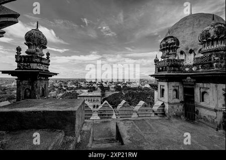 06 04 2008 architettura islamica costruita nel 1659 da Muhammad Adil Shah Gol Gumbaz-Bijapur-KARNATAKA-INDIA Asia. Foto Stock