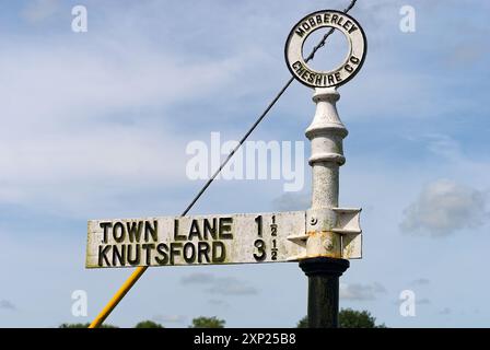 Indicazione storica del Cheshire a Mobberley Foto Stock