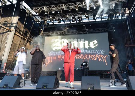 Oklahoma City, Stati Uniti. 2 agosto 2024. Bone Thugs N Harmony si esibisce al Legends of Hip Hop Tour presso l'Oklahoma City Zoo Amphitheatre di Oklahoma City, Oklahoma, il 2 agosto 2024. (Foto di Jay Wiggins/Sipa USA) credito: SIPA USA/Alamy Live News Foto Stock