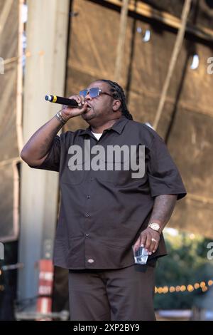 Oklahoma City, Stati Uniti. 2 agosto 2024. Bone Thugs N Harmony si esibisce al Legends of Hip Hop Tour presso l'Oklahoma City Zoo Amphitheatre di Oklahoma City, Oklahoma, il 2 agosto 2024. (Foto di Jay Wiggins/Sipa USA) credito: SIPA USA/Alamy Live News Foto Stock