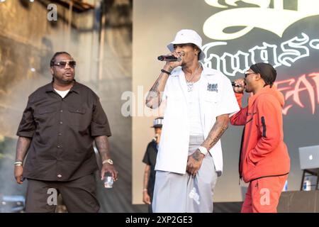 Oklahoma City, Stati Uniti. 2 agosto 2024. Bone Thugs N Harmony si esibisce al Legends of Hip Hop Tour presso l'Oklahoma City Zoo Amphitheatre di Oklahoma City, Oklahoma, il 2 agosto 2024. (Foto di Jay Wiggins/Sipa USA) credito: SIPA USA/Alamy Live News Foto Stock