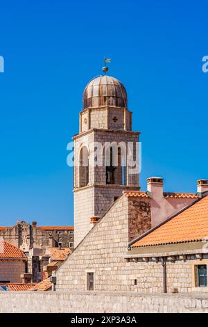 Il Campanile di Dubrovnik in Piazza Luza nella storica città vecchia di Dubrovnik, Croazia Foto Stock