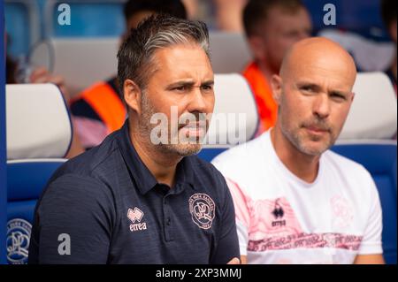 3 agosto 2024; Loftus Road Stadium, Shepherds Bush, West London, Inghilterra; amichevole di calcio pre-stagione, Queens Park Rangers contro Brighton e Hove Albion; Marti Cifuentes manager dei Queens Park Rangers credito: Action Plus Sports Images/Alamy Live News Foto Stock