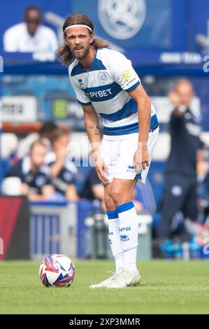 3 agosto 2024; Loftus Road Stadium, Shepherds Bush, West London, Inghilterra; amichevole di calcio pre-stagione, Queens Park Rangers contro Brighton e Hove Albion; Lucas Andersen dei Queens Park Rangers credito: Action Plus Sports Images/Alamy Live News Foto Stock