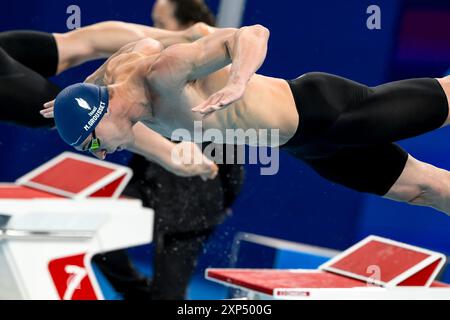 Parigi, Francia. 3 agosto 2024. Maxime Grousset di Francia gareggia nella finale di nuoto 100m Butterfly Men durante i Giochi Olimpici di Parigi 2024 presso la Defense Arena di Parigi (Francia), il 3 agosto 2024. Crediti: Insidefoto di andrea staccioli/Alamy Live News Foto Stock