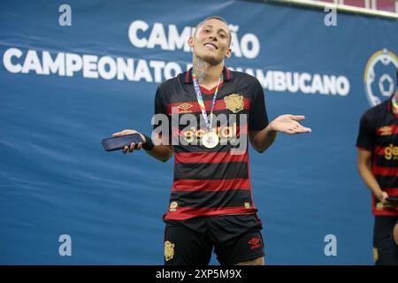 Recife, Brasile. 3 agosto 2024. PE - RECIFE - 03/08/2024 - PERNAMBUCANO SUB-20 2024, RETRO x SPORT - i giocatori sportivi celebrano il titolo di Pernambucano Under 20 campione del 2024, all'Arena de Pernambuco, dopo la finale contro retro. Foto: Marlon Costa/AGIF (foto di Marlon Costa/AGIF/Sipa USA) credito: SIPA USA/Alamy Live News Foto Stock