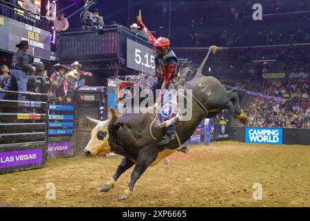 SUNRISE, FLORIDA - 2 AGOSTO: John Crimber in sella a Kodiac durante la PBR: Camping World Team Series Freedom Days: Foto di Chris Arjoon Foto Stock