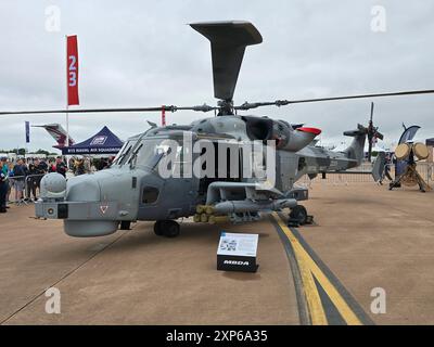 RAF Fairford, Regno Unito. 20 luglio 2024. Elicottero AgustaWestland Merlin HM.1 della Royal Navy in esposizione statica al Royal International Air Tattoo 2024. Foto Stock