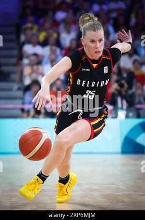 Lille, Francia. 4 agosto 2024. La belga Julie Vanloo è stata fotografata in azione durante una partita di basket tra il Giappone e la nazionale belga dei Cats, nella fase a gironi del torneo femminile ai Giochi Olimpici di Parigi 2024, domenica 4 agosto 2024 a Parigi, in Francia. I Giochi della XXXIII Olimpiade si svolgono a Parigi dal 26 luglio all'11 agosto. La delegazione belga conta 165 atleti in 21 sport. BELGA PHOTO VIRGINIE LEFOUR credito: Belga News Agency/Alamy Live News Foto Stock