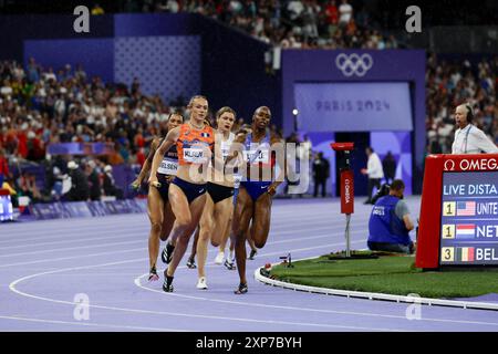 OMALLA Eugene, KLAVER Lieke, KLEIN IKKINK Isaya, PEETERS Cathelijn dei Paesi Bassi Athletics 4 x 400m staffetta mista durante i Giochi Olimpici di Parigi 2024 il 3 agosto 2024 allo Stade de France di Saint Denis, Francia Foto Stock