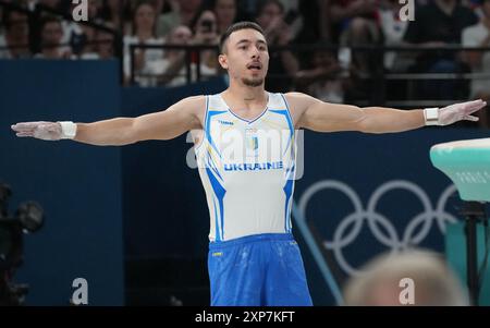 Parigi, Francia. 4 agosto 2024. Nazar Chepurnyi dell'Ucraina gareggia nelle finali della Vault di ginnastica maschile ai Giochi Olimpici di Parigi 2024 a Parigi, Francia, domenica 4 agosto 2024. Foto di Pat Benic/UPI credito: UPI/Alamy Live News Foto Stock