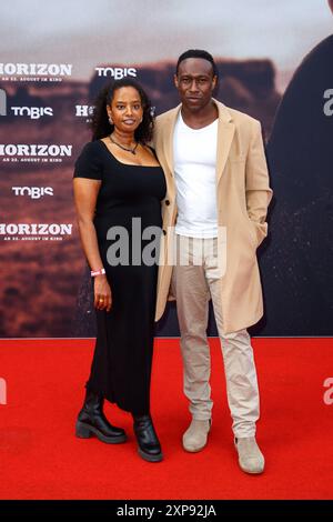 Premiere - Horizon Rosina Kaleab und Jerry Kwarteng bei der Deutschlandpremiere zu Horizon im Zoo Palast AM 04.08.2024 a Berlino. *** Premiere Horizon Rosina Kaleab e Jerry Kwarteng alla prima tedesca di Horizon allo Zoo Palast il 04 08 2024 a Berlino Copyright: XEventpressxKochanx Foto Stock