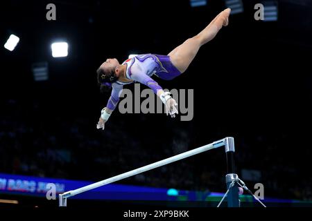 Parigi, Francia. 4 agosto 2024. Ginnastica Qiyuan Qiu (CHN) - Artistica : Bar irregolari femminili finale durante i Giochi Olimpici di Parigi 2024 alla Bercy Arena di Parigi, Francia . Crediti: Naoki Nishimura/AFLO SPORT/Alamy Live News Foto Stock