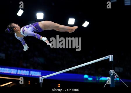 Parigi, Francia. 4 agosto 2024. Ginnastica Qiyuan Qiu (CHN) - Artistica : Bar irregolari femminili finale durante i Giochi Olimpici di Parigi 2024 alla Bercy Arena di Parigi, Francia . Crediti: Naoki Nishimura/AFLO SPORT/Alamy Live News Foto Stock