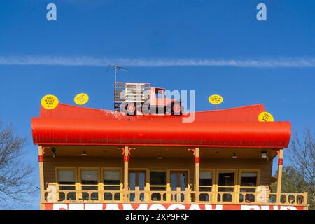 Ettamogah Pub, Table Top, Albury, NSW, Australia, 30 luglio 2024; Ettamogah Pub un cartone animato australiano reso reale. Foto Stock