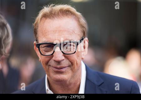 Horizon, Filmpremiere im Zoo Palast, Berlino, 04.08.2024 Kevin Costner bei der Premiere von Horizon im Berliner Zoo Palast AM 04.08.2024. Berlin Zoo Palast *** Horizon, anteprima cinematografica allo Zoo Palast di Berlino, 04 08 2024 Kevin Costner alla prima di Horizon allo Zoo Palast di Berlino il 04 08 2024 Berlin Zoo Palast Copyright: XBenxKriemannx Foto Stock