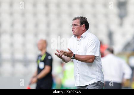 Cracovia, Polonia. 26 luglio 2024. Allenatore Jan Urban di Gornik Zabrze visto durante la partita di calcio PKO BP Ekstraklasa 2024/2025 tra Puszcza Niepolomice e Gornik Zabrze allo stadio di Cracovia. Punteggio finale; Puszcza Niepolomice 2:2 Gornik Zabrze. (Foto di Grzegorz Wajda/SOPA Images/Sipa USA) credito: SIPA USA/Alamy Live News Foto Stock