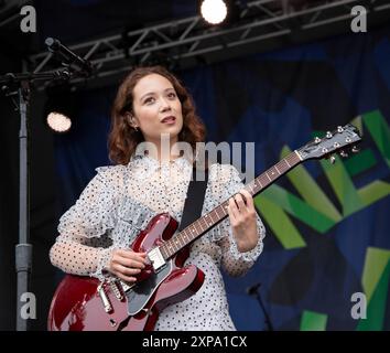 Newport, Rhode Island. 4 agosto 2024. Laufey partecipa al Newport Jazz Festival, sul palco di Fort Adams Park. @ Veronica Bruno / Alamy Live News Foto Stock