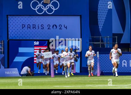 Parigi, Ile de France, Francia. 25 luglio 2024. Rugby a 7 maschile Pool B: Il team USA cammina sul campo prima della partita tra il Team Uruguay (USA) ai Giochi Olimpici di Parigi 2024 allo Stade de France di Saint-Denis, Francia. L'Australia vince la partita 14-22 (Credit Image: © Walter Arce/ZUMA Press Wire) SOLO PER USO EDITORIALE! Non per USO commerciale! Foto Stock