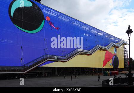 Parigi, Centre Pompidou, Werbefassade // Parigi, Centre Pompidou Foto Stock