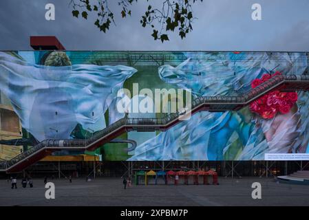 Parigi, Centre Pompidou, Werbefassade // Parigi, Centre Pompidou *** Parigi, Centre Pompidou, facciata pubblicitaria Parigi, Centre Pompidou Foto Stock