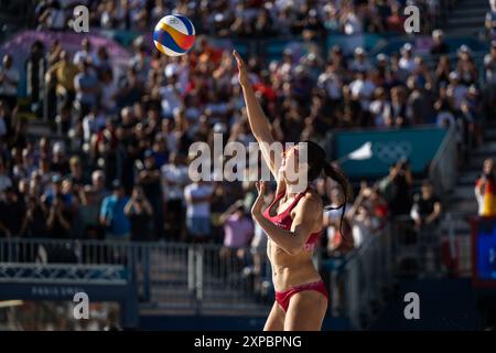 MUELLER Svenja, TILLMANN Cinja (Deutschland) vs GRAUDINA Tina, SAMOILOVA Anastasija (Lettland), im Bild SAMOILOVA Anastasija (Lettland), fra, Olympische Spiele Paris 2024, Beachvolleyball, Frauen Achtelfinale, 05.08.2024 foto: Eibner-Pressefoto/Michael Memmler Foto Stock