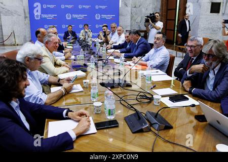 Roma, Italia. 5 agosto 2024. il ministro delle imprese Adolfo Urso durante l'incontro con i sindacati a Roma, Lunedì, 5 agosto 2024 (foto Roberto Monaldo/LaPresse) Ministro delle imprese Adolfo Urso durante l'incontro con i sindacati a Roma, lunedì 5 agosto 2024 (foto di Roberto Monaldo/LaPresse) crediti: LaPresse/Alamy Live News Foto Stock