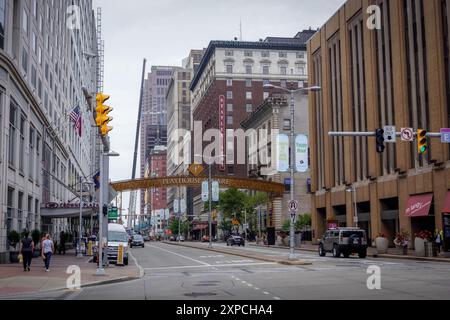 Playhouse Square nel centro di Cleveland, Ohio, l'area commerciale e turistica della città, e uno dei più grandi centri artistici degli Stati Uniti Foto Stock