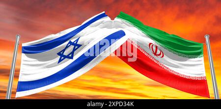 israele contro iran bandiere israele conflitto iraniano l'Iran afferma di avere il dovere di punire Israele per l'uccisione del leader di Hamas a Teheran Foto Stock