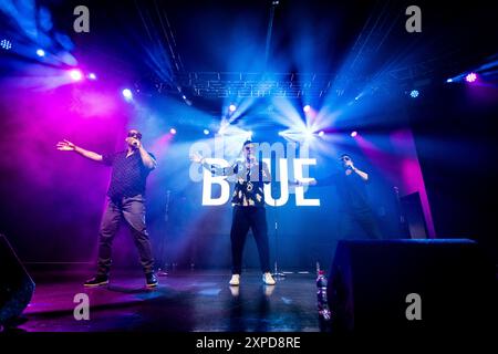 Milano, Italia. 15 aprile 2024. I Blue si esibiscono al Fabrique di Milano, il 15 aprile 2024. (Foto di Roberto Finizio/NurPhoto)0 credito: NurPhoto SRL/Alamy Live News Foto Stock