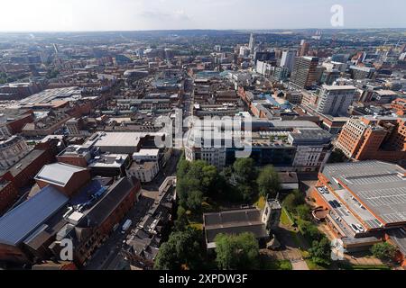 Vista del centro di Leeds dal tetto degli appartamenti per studenti Scape Foto Stock