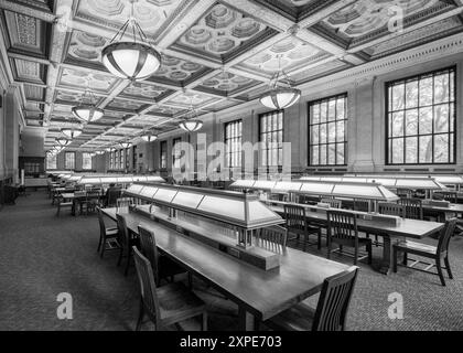 Walter Library al 117 Pleasant St se nel campus dell'Università del Minnesota a Minneapolis, Minnesota Foto Stock