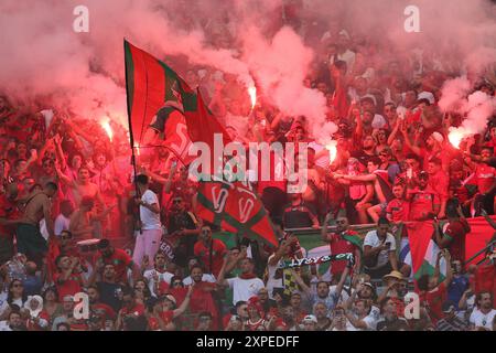 Marsiglia, Francia. 5 agosto 2024. I tifosi della squadra Marocco reagiscono durante la simifinale maschile di calcio tra Spagna e Marocco dei Giochi Olimpici di Parigi 2024 a Marsiglia, Francia, 5 agosto 2024. Crediti: Huang Zongzhi/Xinhua/Alamy Live News Foto Stock