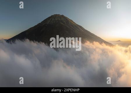 Vista aerea del Nepal van Java, sulle pendici del monte Sumbing Foto Stock